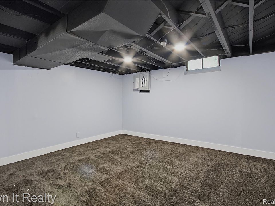 23700 Marlow St, photo 19