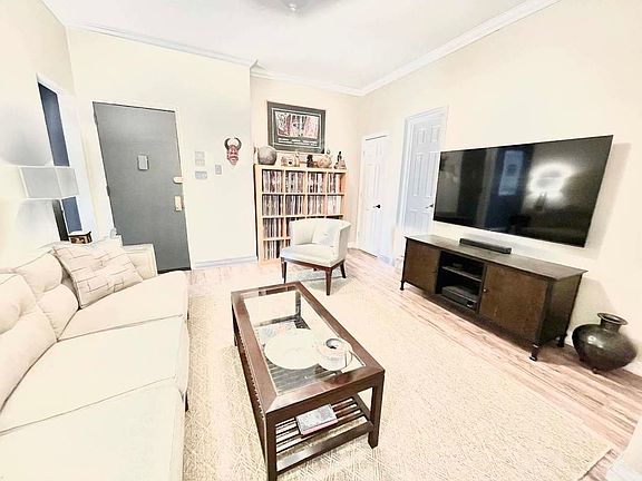 3rd image of 772 Saint Nicholas Ave #44B