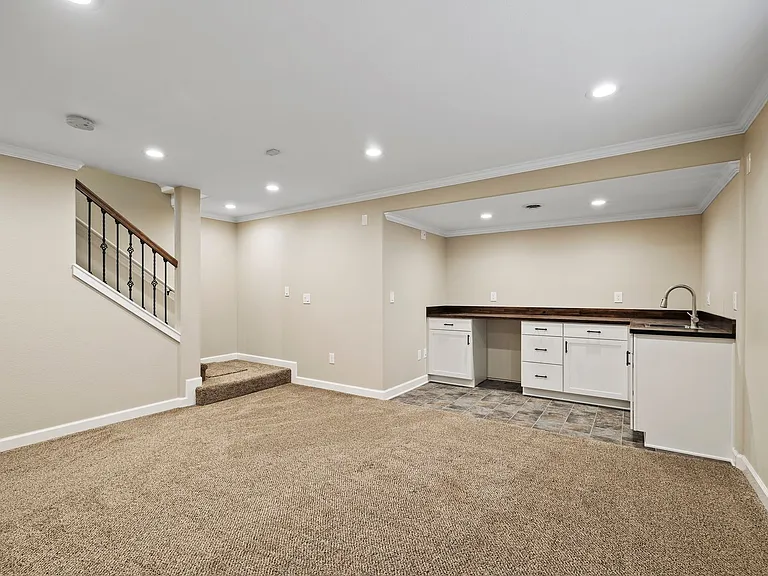 2603 Thoreau Dr — Photo 22