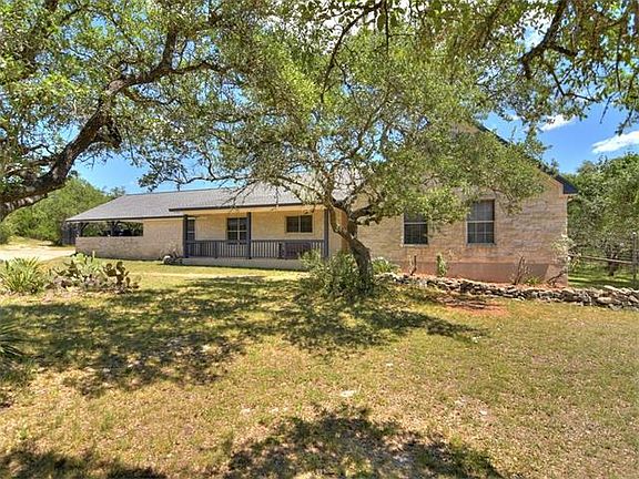 2nd image of 305 E Creek Dr