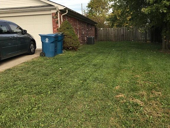 2nd image of 1005 Horse Shoe Dr