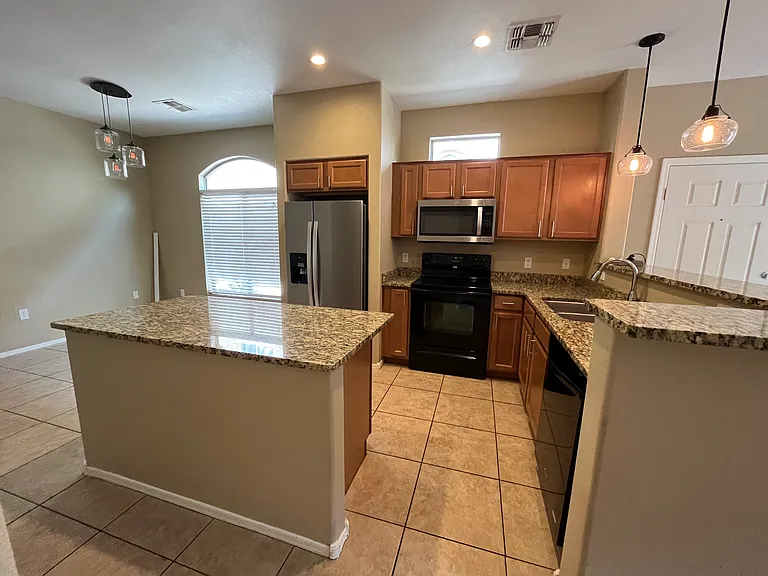 2401 E Rio Salado Pkwy #1104 — Photo 7