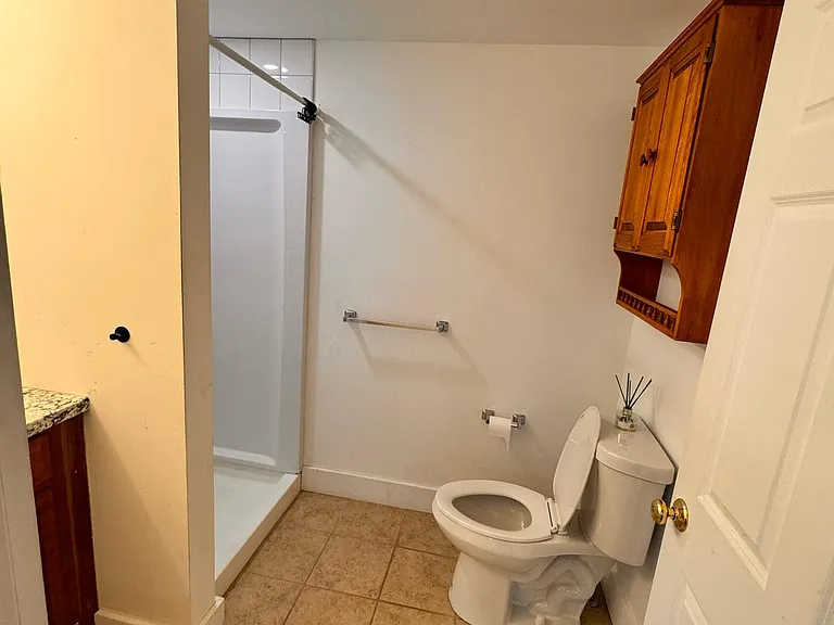 80 Pearl St #1B — Photo 7