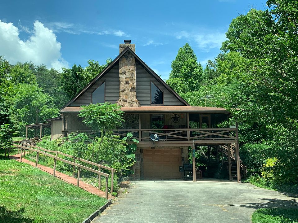 2nd image of 183 Hilltop Ln