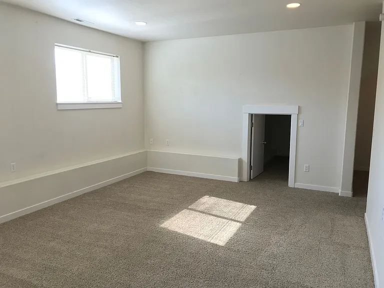 61835 SE 27th St — Photo 21