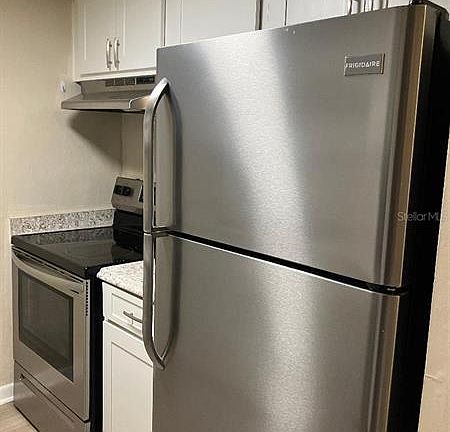 4th image of 309 S Arcturas Ave #311-3