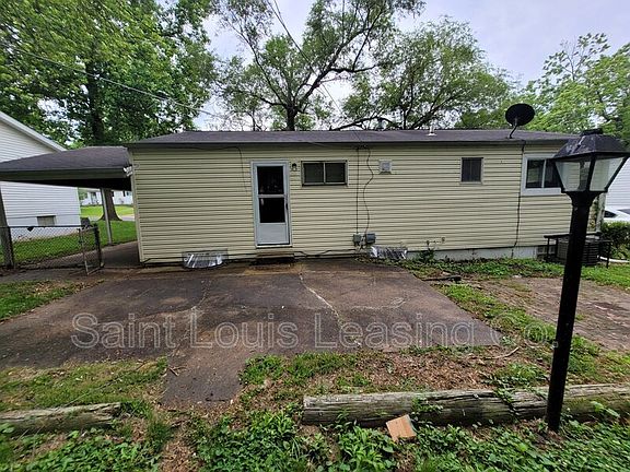 4th image of 1155 Penhurst Dr