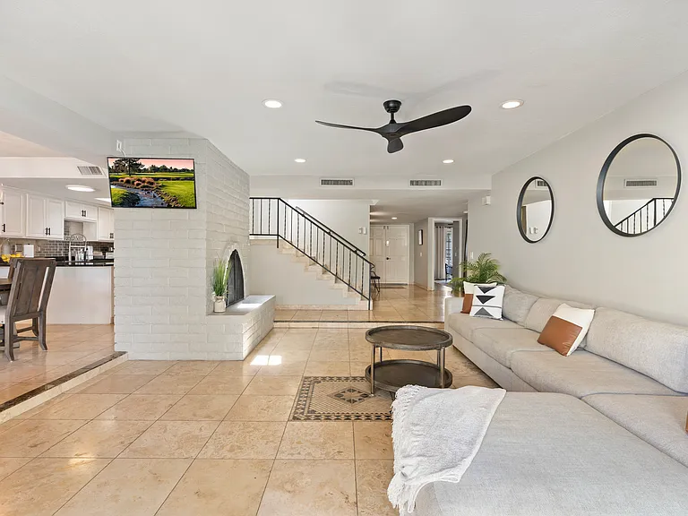 7802 E Mackenzie Dr — Photo 30