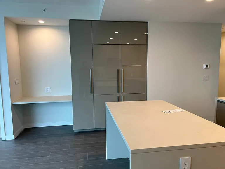 2108 Gilmore Ave — Photo 4