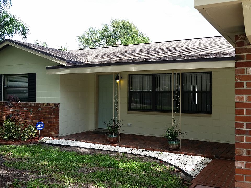 1st image of 1326 Estridge Dr