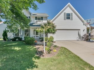 1267 Billie Ct, Green Bay, WI 54313