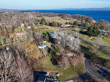 19 Champlain Boulevard, Grand Isle, VT 05458 | Zillow