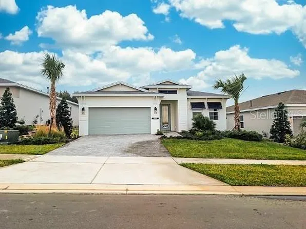 1725 Point Grace Rd, Tavares, FL 32778