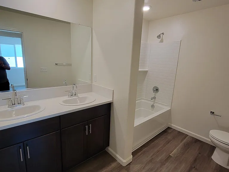 4283 Lasalle Dr — Photo 7