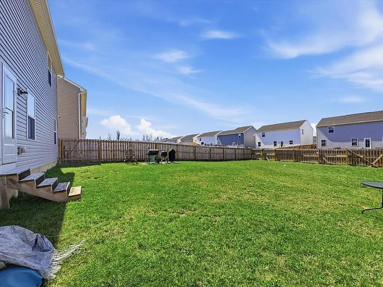 175 Skyway Dr — Photo 37