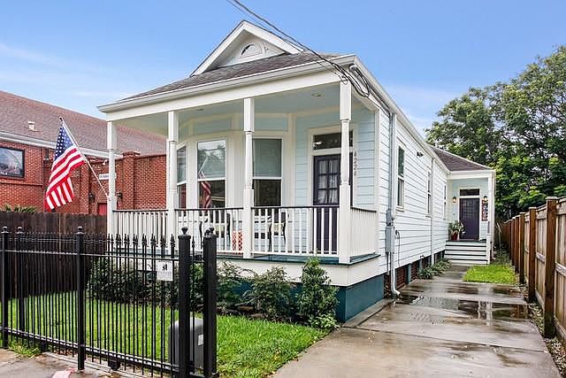 1st image of 4224 Laurel St