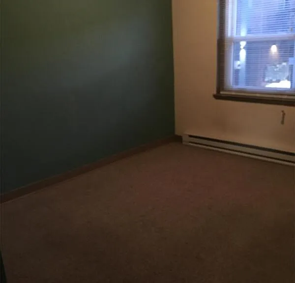 414 Dousman St #3 — Photo 4