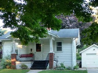 304 N Seminary Ave, Mount Morris, IL 61054