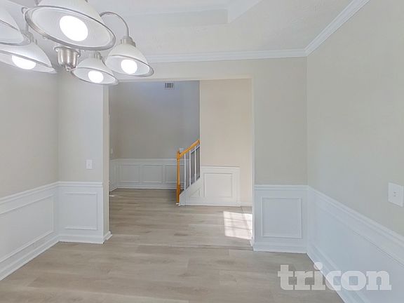 3rd image of 3605 Cape Ln