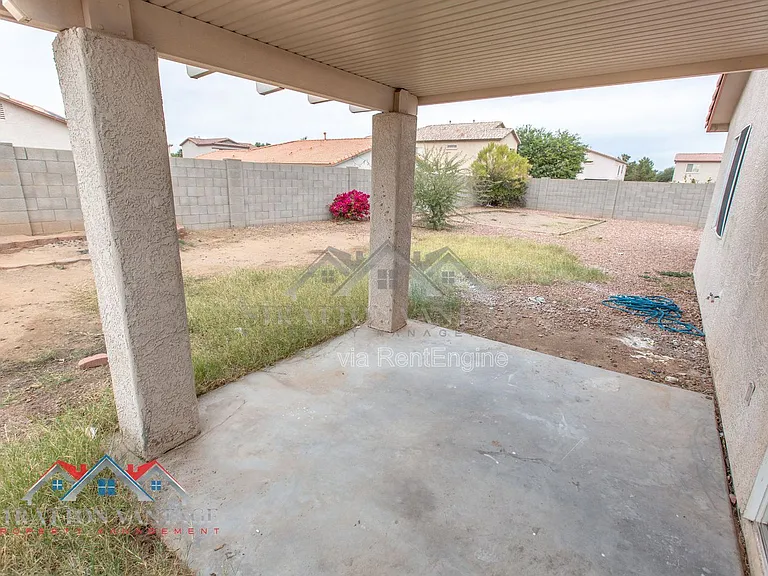 5706 N 74th Dr — Photo 37