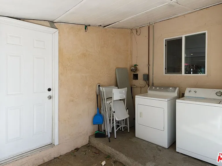 6659 Amigo Ave — Photo 35