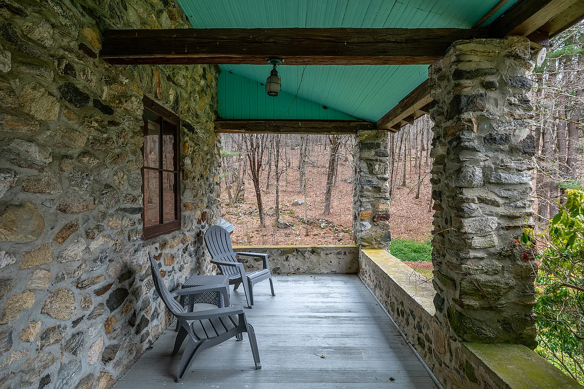 Building Photo - 48 Keeler Rd