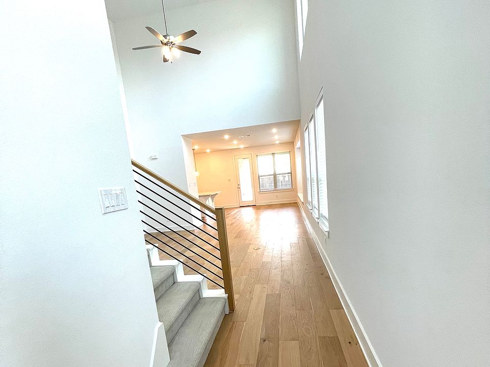 1st image of 2705 Epping Way