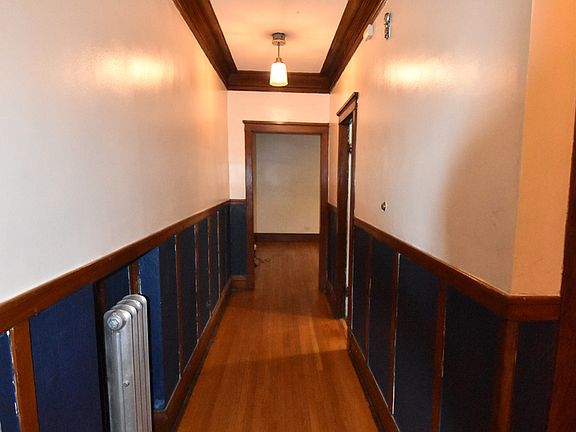 4th image of 5931 W Midway Park #2W