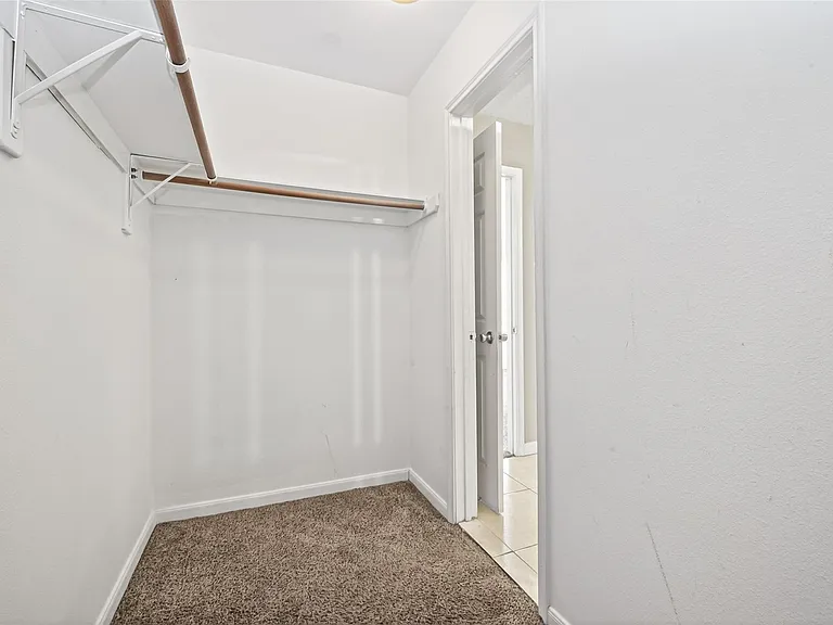 15515 Waldron Cir #B — Photo 25