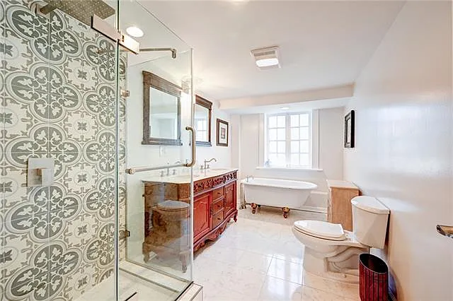 3837 Napoleon Ave #B — Photo 8