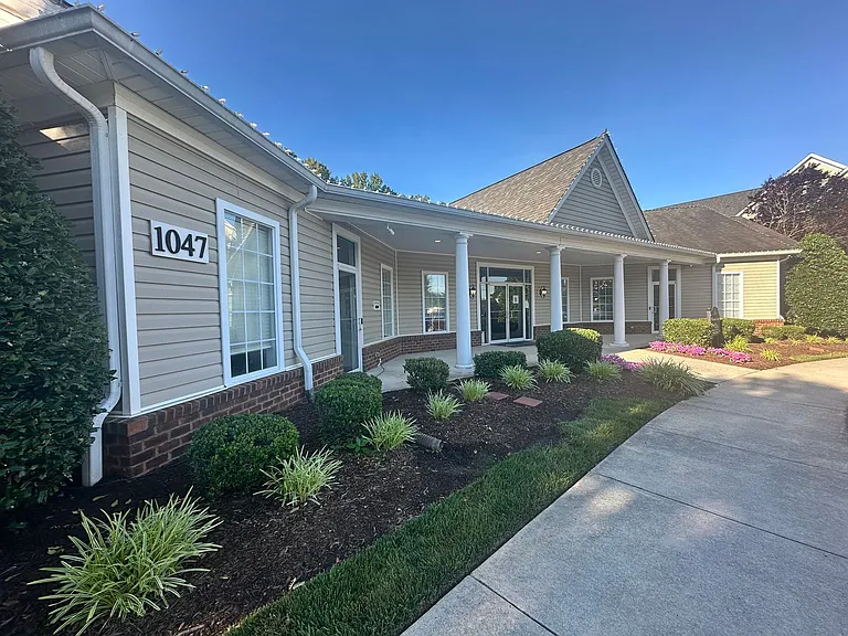 Echo at Forest View — Photo 19