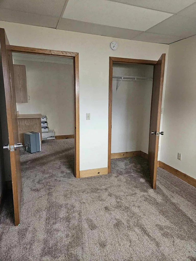 3 bed, $1,200 — Photo 4