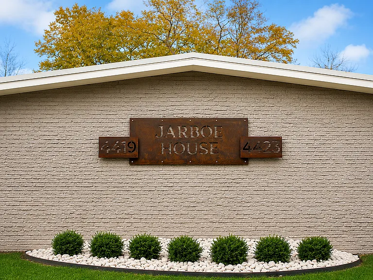 4419 Jarboe St — Photo 12
