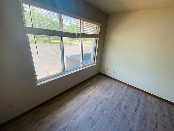 2nd image of 125 E Zeller St #2