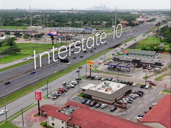 959 Greatwood Dr, Houston, TX 77013