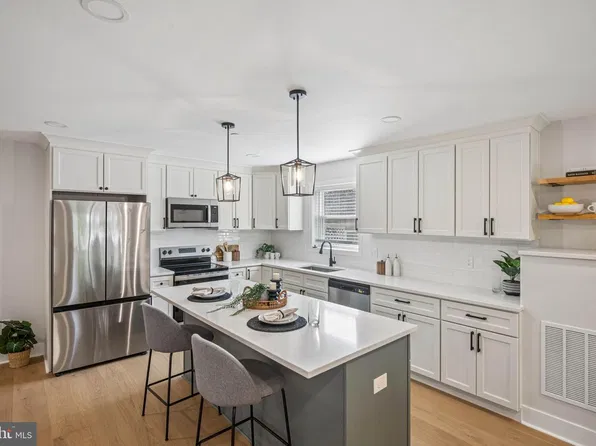 14 A Dorsey Ave, Annapolis, MD 21401