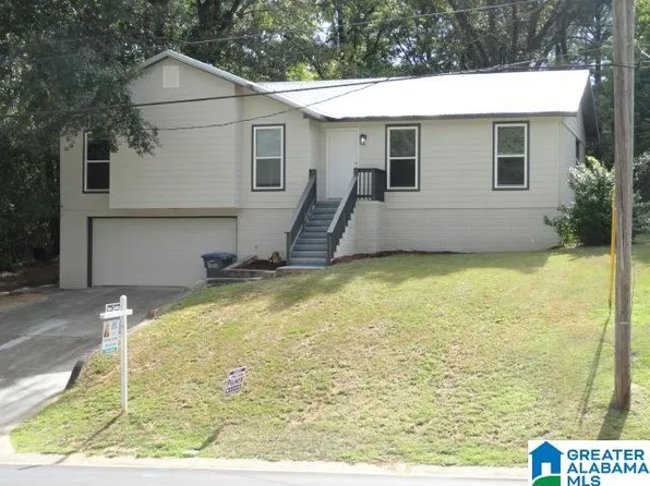 606 Denniston Ln, Adamsville, AL 35005
