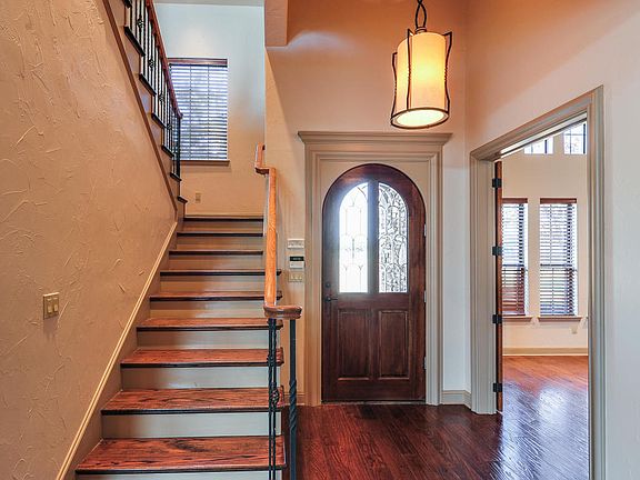3rd image of 2715 Harborside Dr