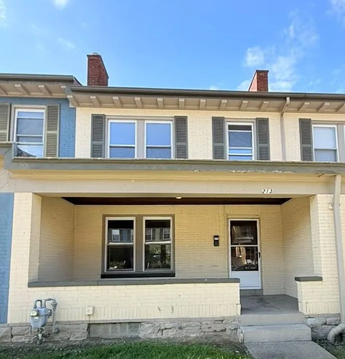 200-222 Laurel Ave