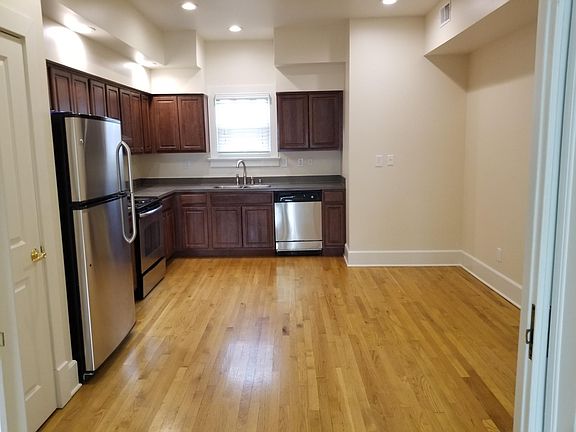 Eat in kitchen