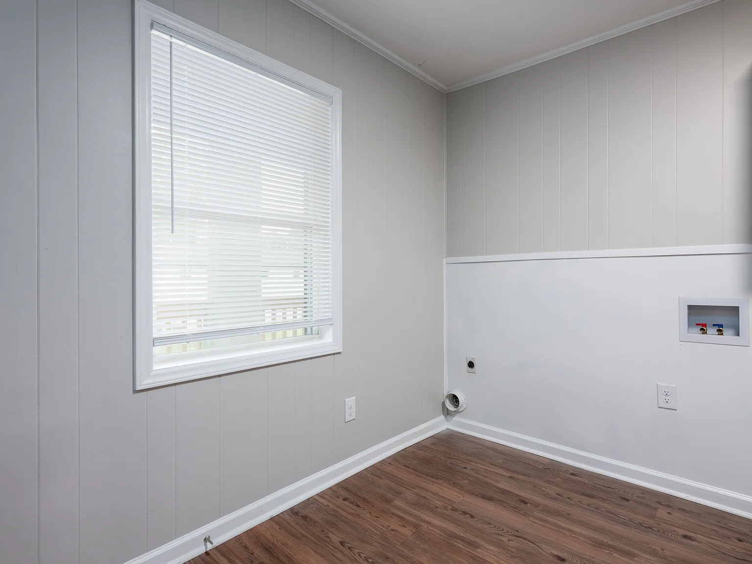 Fairfield Apartments — Photo 3