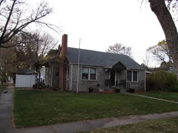 320 Cedar Dr, Yuma, CO 80759