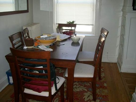 2nd image of 4430 N Wolcott Ave APT 2B