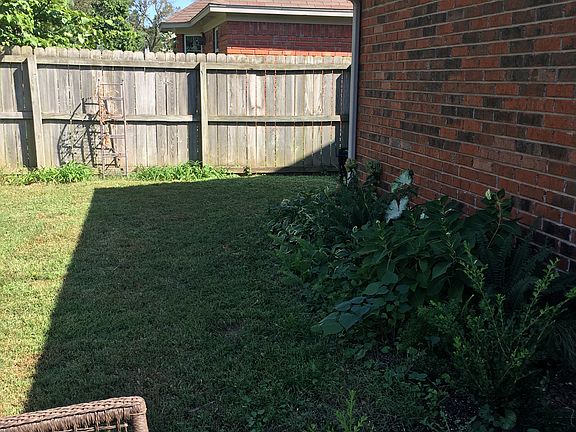 4th image of 3807 W Beechwood Dr