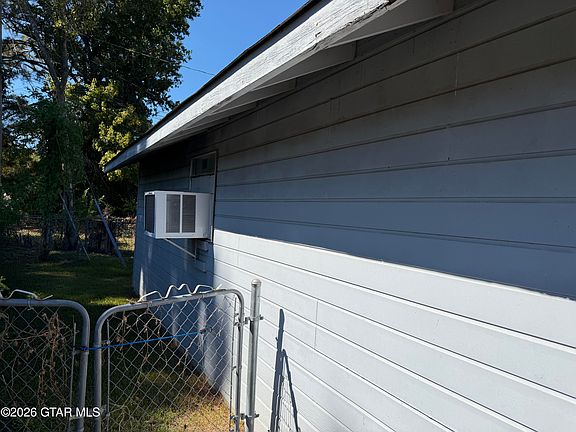 2nd image of 503 Forrest Ln