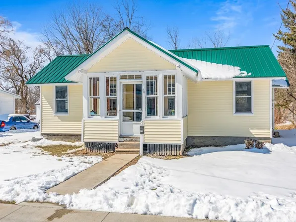 38 Russell Street, St. Albans City, VT 05478