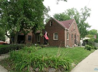 2704 Sherbrooke Rd, Toledo, OH 43606