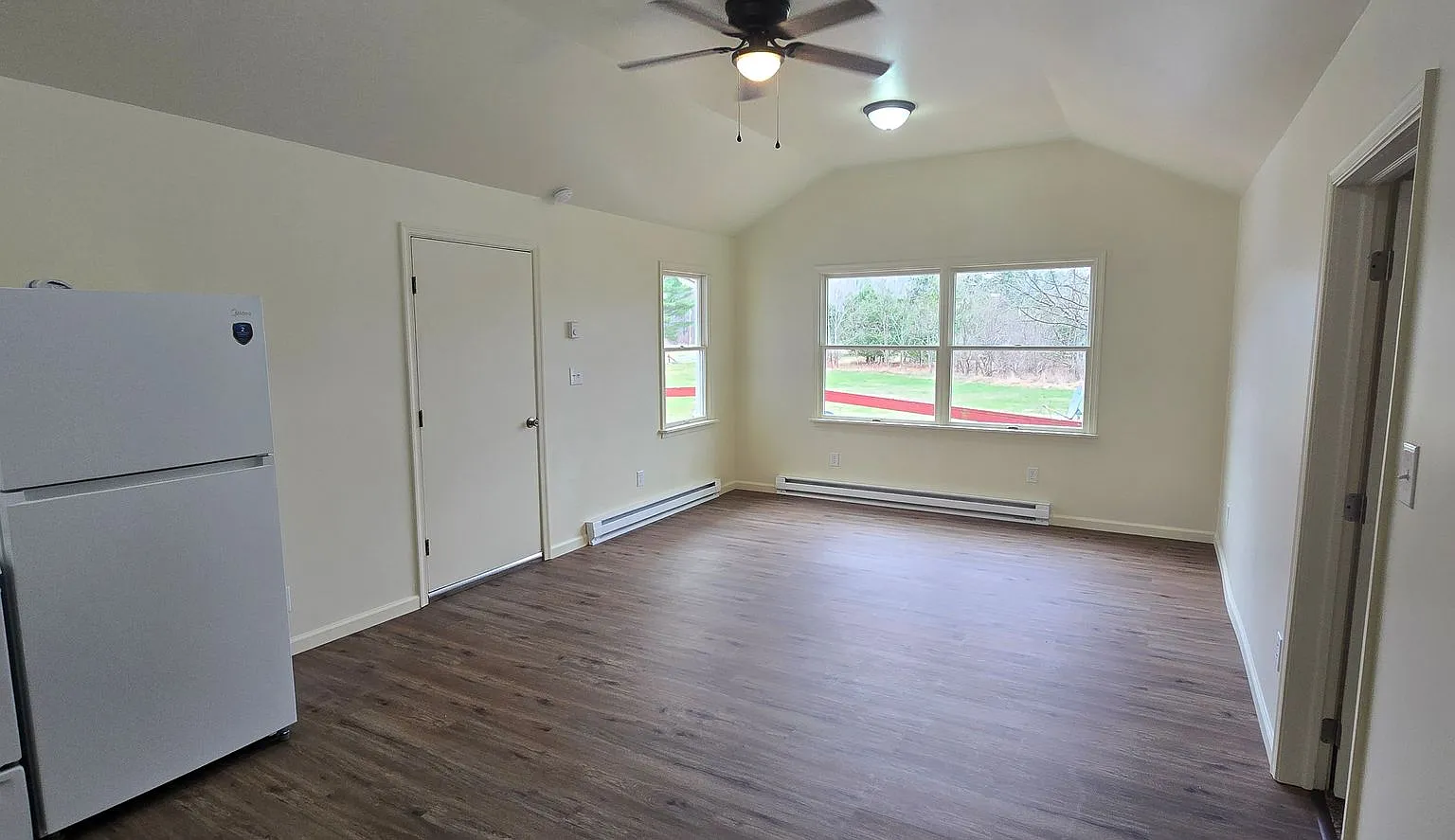 Wayside Apartments — Photo 4