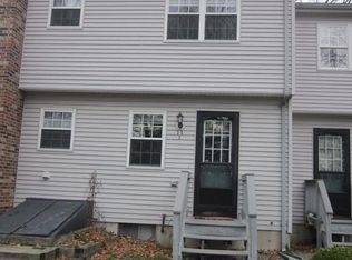 25 Sandy Pond Rd APT 2, Ayer, MA 01432