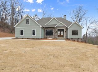 24 Teel Mountain Dr, Cleveland, GA 30528